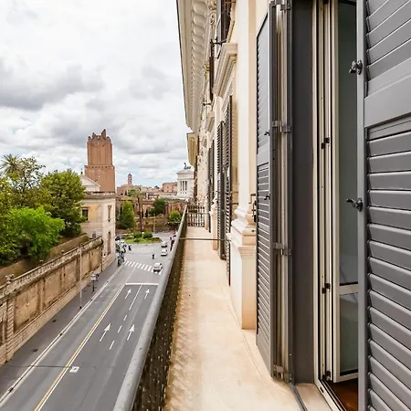 Bmga L Luxury 3bdr Apt With Stunning View In Center רומא